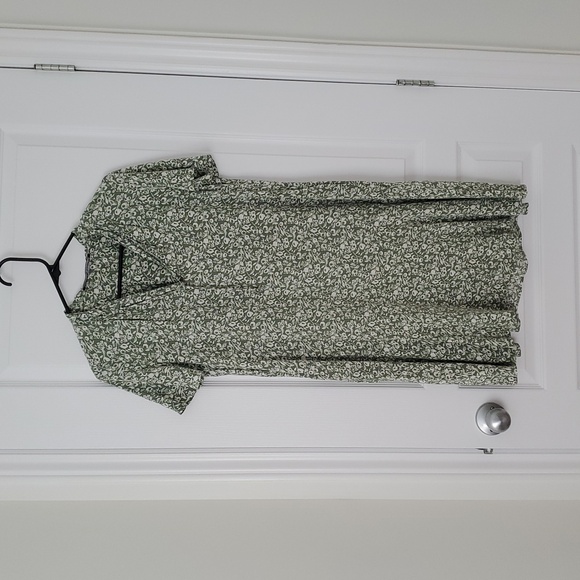 Comptoir des Cotonniers Floral French Style dress Size Small NWOT - Picture 2 of 8